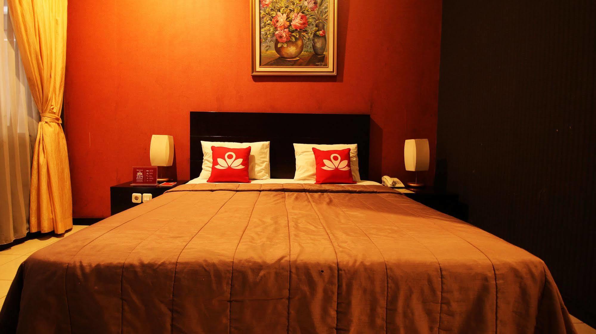 Zen Rooms Grand Hotel Lembang Exterior foto