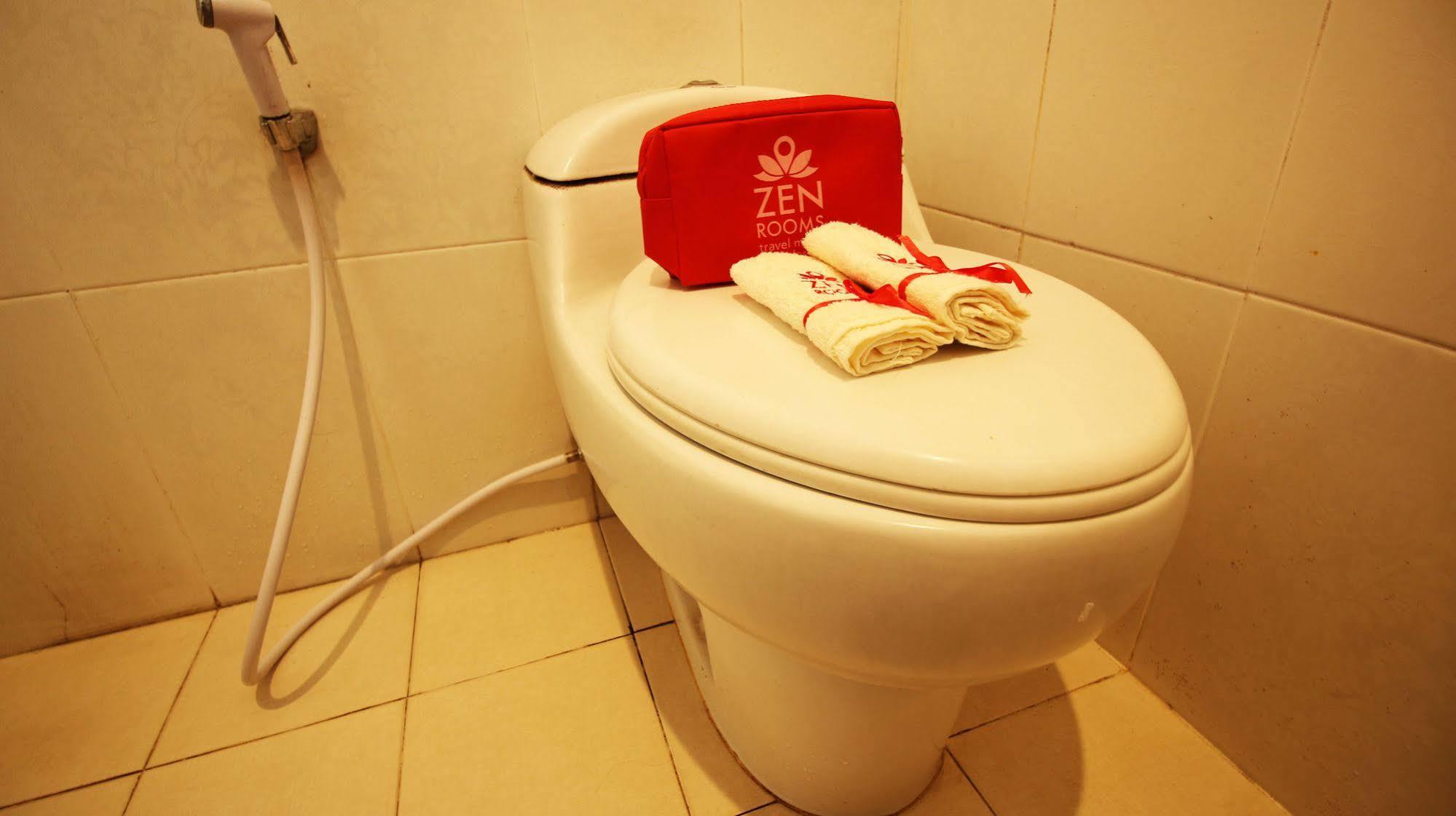 Zen Rooms Grand Hotel Lembang Exterior foto