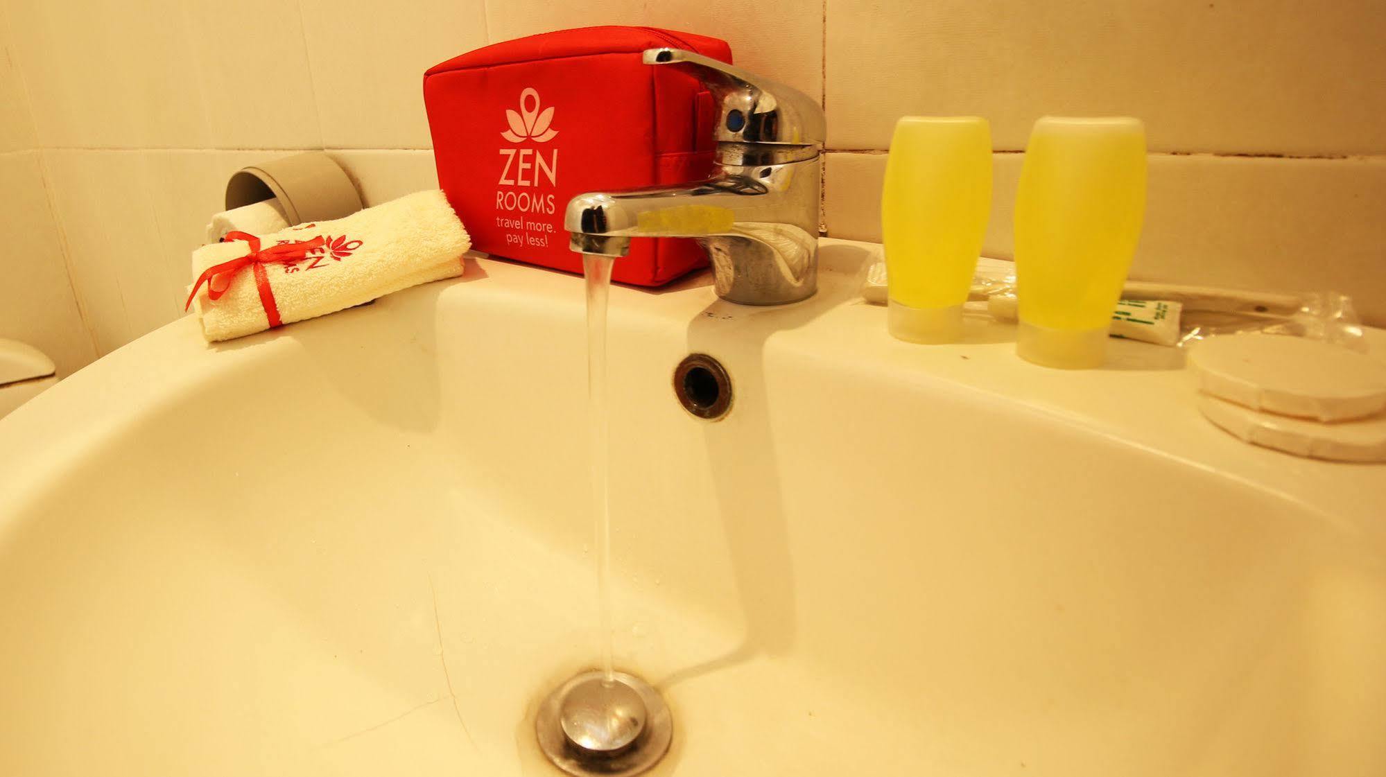 Zen Rooms Grand Hotel Lembang Exterior foto