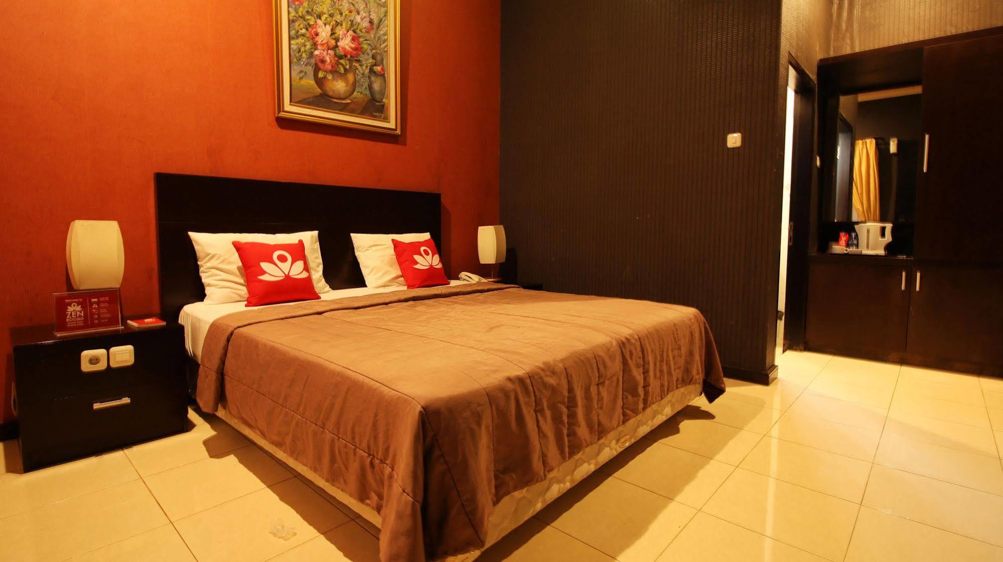 Zen Rooms Grand Hotel Lembang Exterior foto
